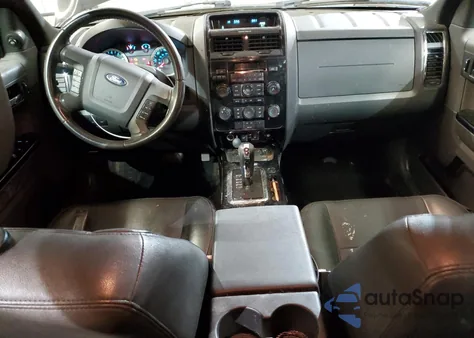 2011 Ford Escape Xlt z USA, uszkodzony, nr VIN 1FMCU9DG6BKB81833